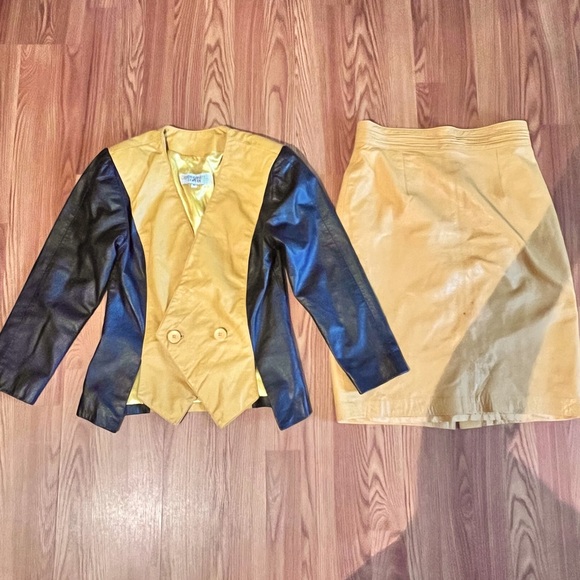 Dresses & Skirts - Vintage Leather skirt/jacket set